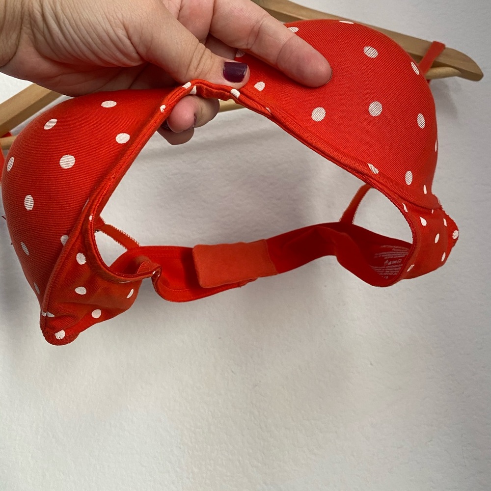 SOLD    Victoria’s Secret • Polka Dot Push Up Bra - Picture 6 of 13